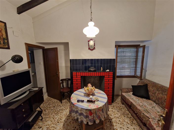 Image No.15-4 Bed Townhouse for sale