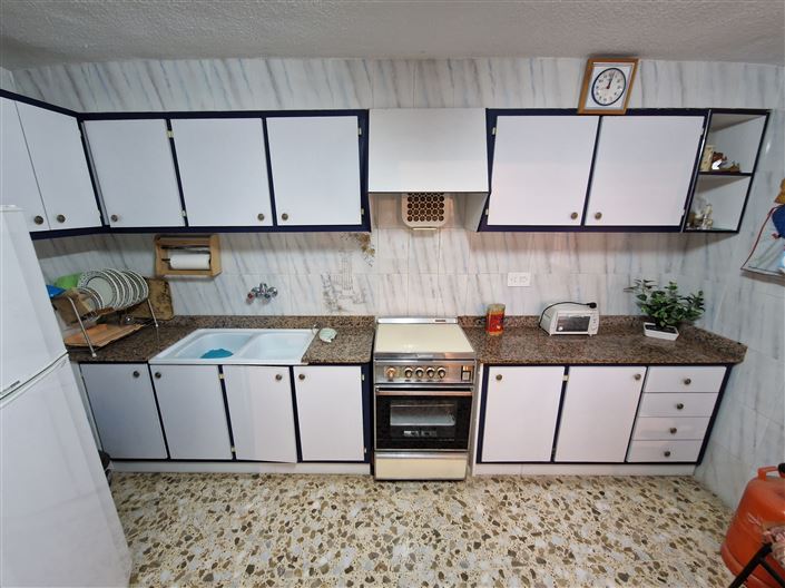 Image No.21-4 Bed Townhouse for sale