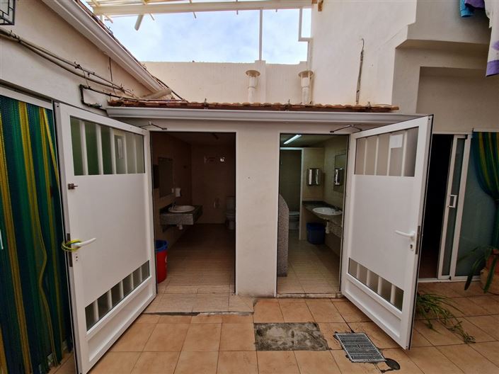 Image No.19-Commercial de 4 chambres à vendre à Canada de la Lena