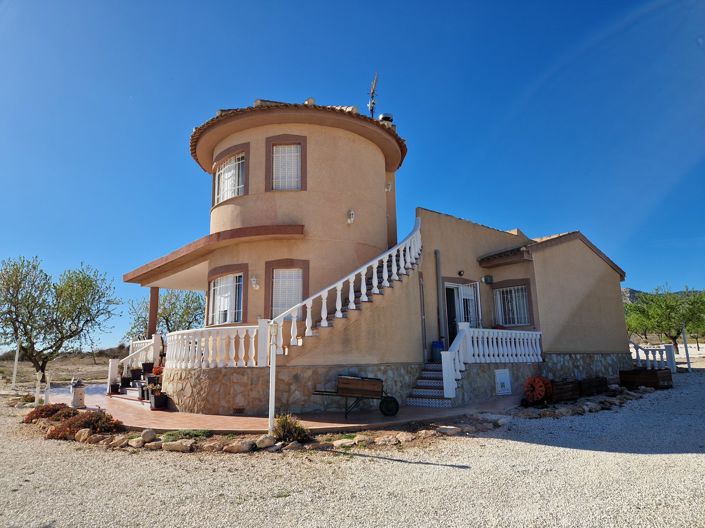 Image No.3-4 Bed Villa for sale