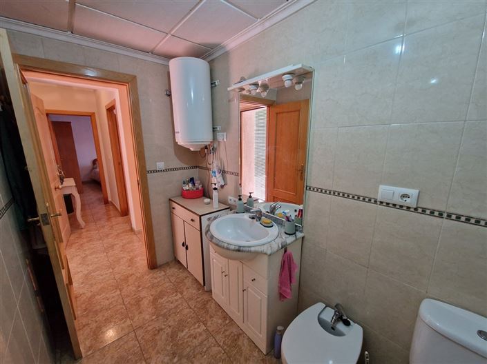 Image No.12-2 Bed Country House for sale