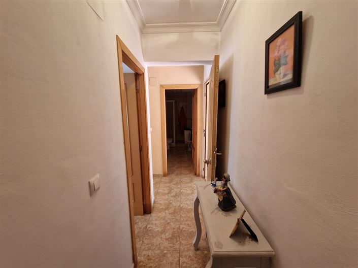 Image No.17-2 Bed Country House for sale