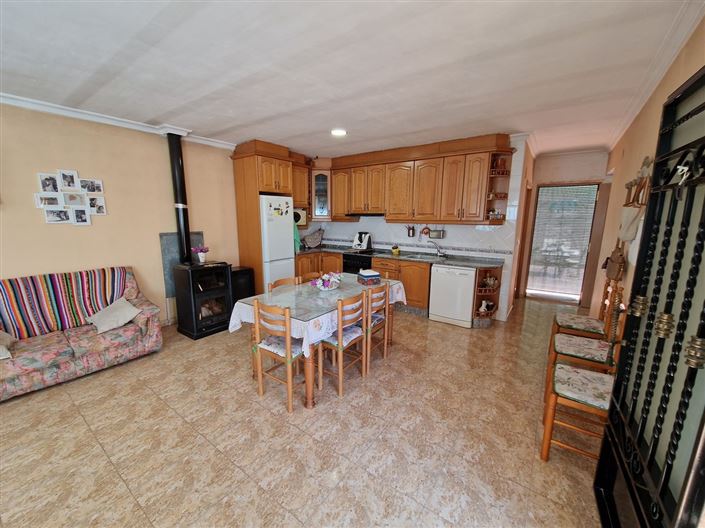 Image No.7-2 Bed Country House for sale