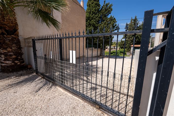 Image No.6-5 Bed Villa for sale