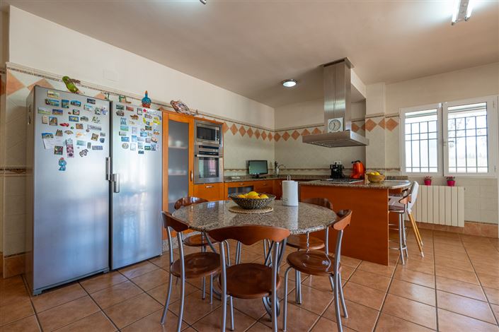 Image No.13-7 Bed Villa for sale