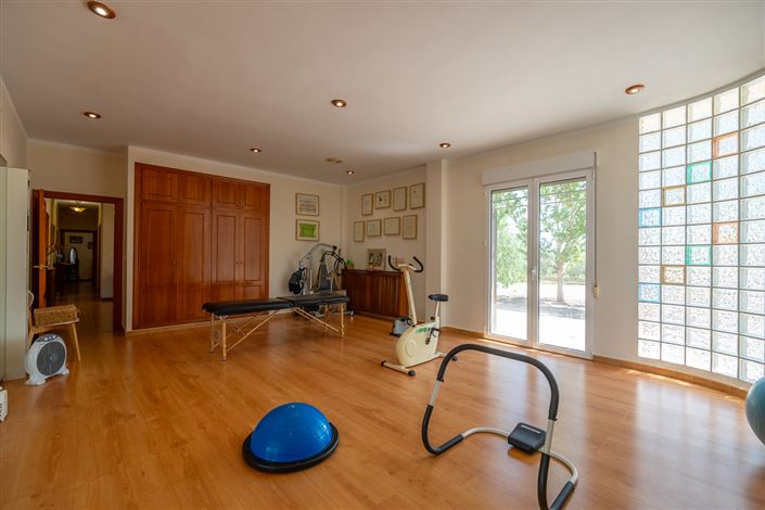 Image No.28-7 Bed Villa for sale