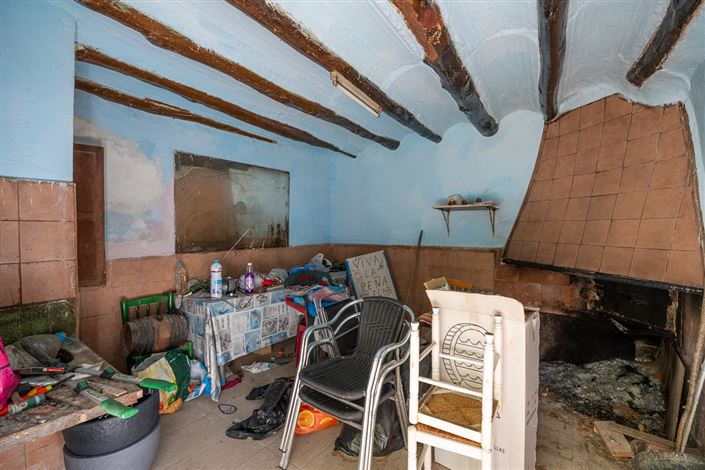 Image No.25-8 Bed Country House for sale