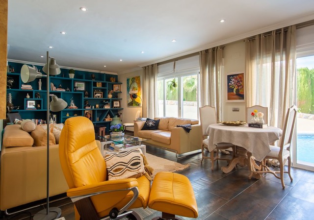 Image No.12-4 Bed Villa for sale