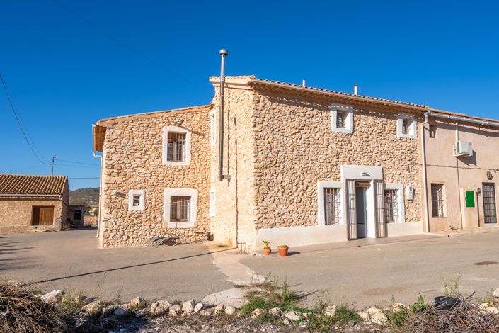 Image No.2-5 Bed Country House for sale