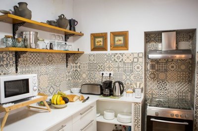 3465traditionaltownhouseguesthousewithactivet