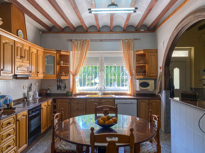 Image No.14-Maison de campagne de 6 chambres à vendre à Monóvar