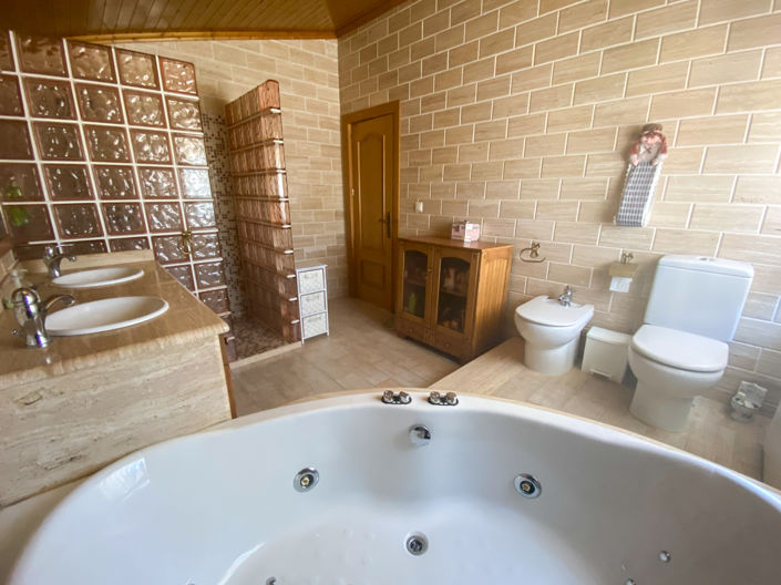 Image No.21-Maison de campagne de 6 chambres à vendre à Monóvar