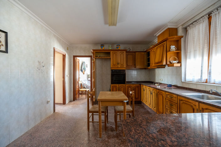 Image No.14-Maison de campagne de 6 chambres à vendre à Monóvar