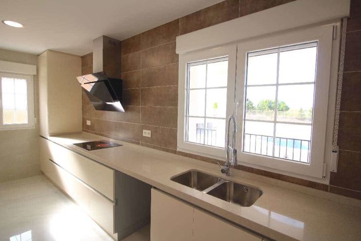 Image No.11-4 Bed Villa for sale