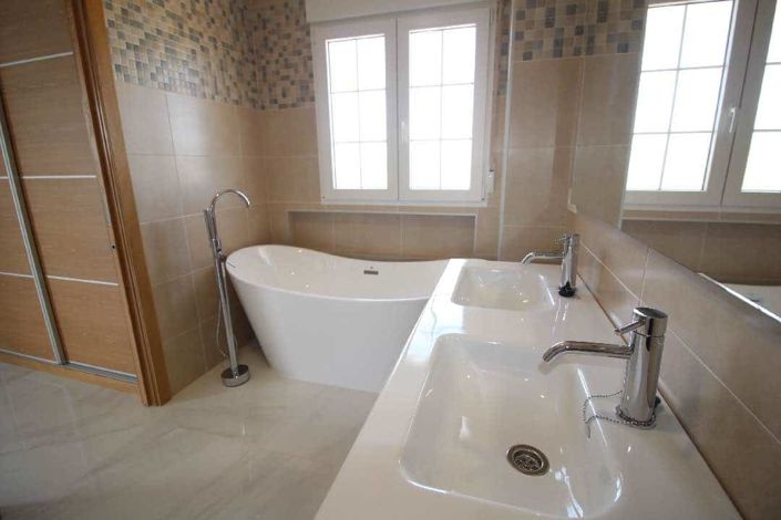 Image No.18-4 Bed Villa for sale