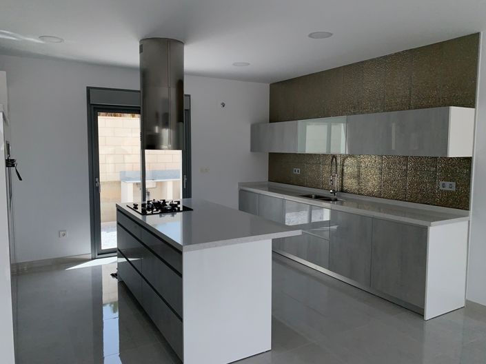 Image No.9-4 Bed Villa for sale