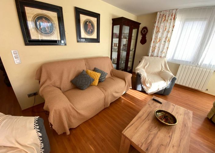 Image No.20-3 Bed Townhouse for sale