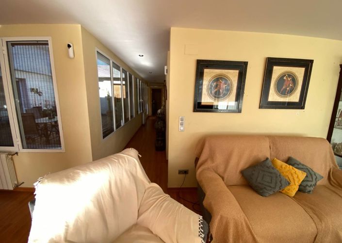 Image No.21-3 Bed Townhouse for sale