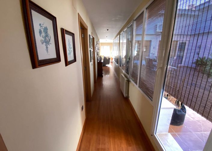 Image No.29-3 Bed Townhouse for sale