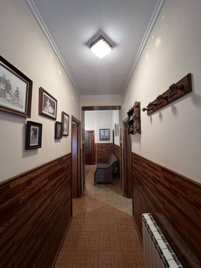 Image No.2-6 Bed Townhouse for sale