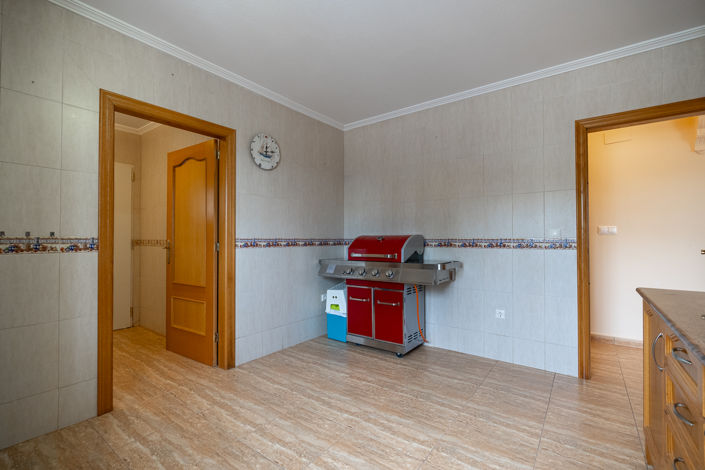 Image No.24-6 Bed Villa for sale