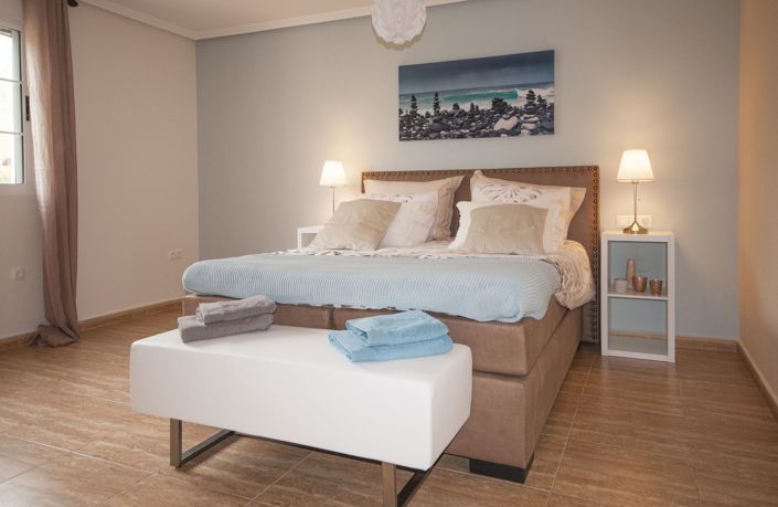 Image No.26-6 Bed Villa for sale