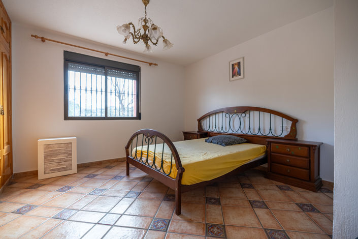 Image No.17-6 Bed Country House for sale