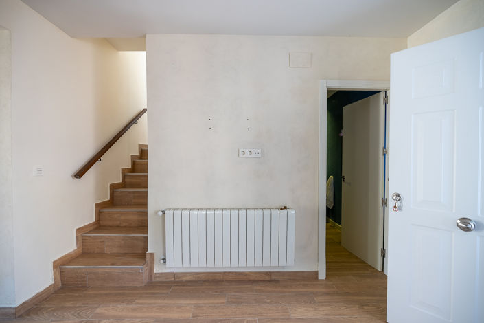 Image No.21-4 Bed Townhouse for sale