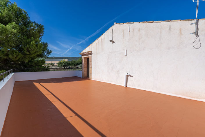 Image No.29-4 Bed Townhouse for sale