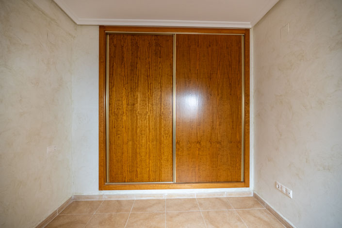 Image No.22-2 Bed Apartment for sale