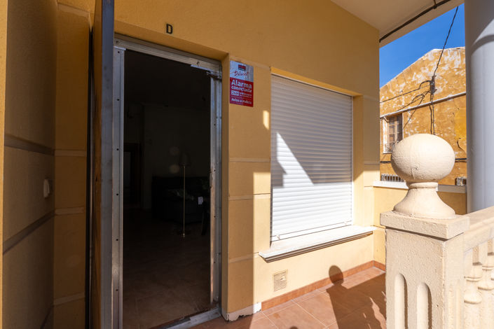 Image No.3-Appartement de 2 chambres à vendre à Canada de la Lena