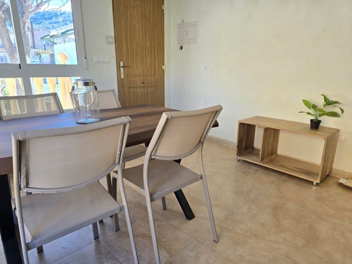 Image No.4-Appartement de 2 chambres à vendre à Canada de la Lena