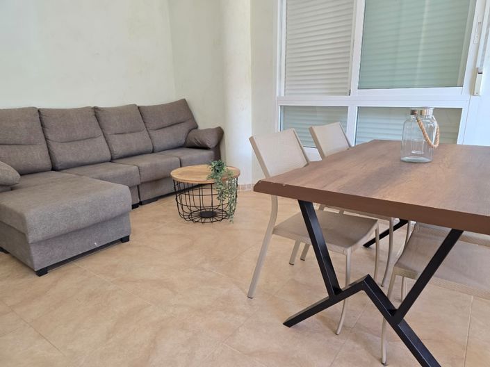 Image No.5-Appartement de 2 chambres à vendre à Canada de la Lena