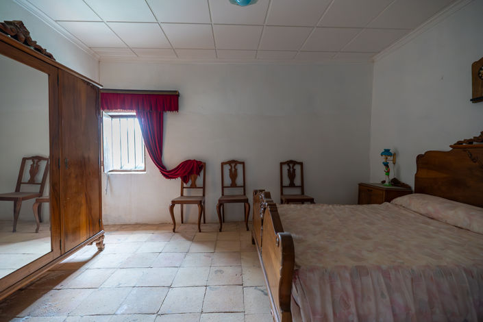 Image No.19-4 Bed Country House for sale