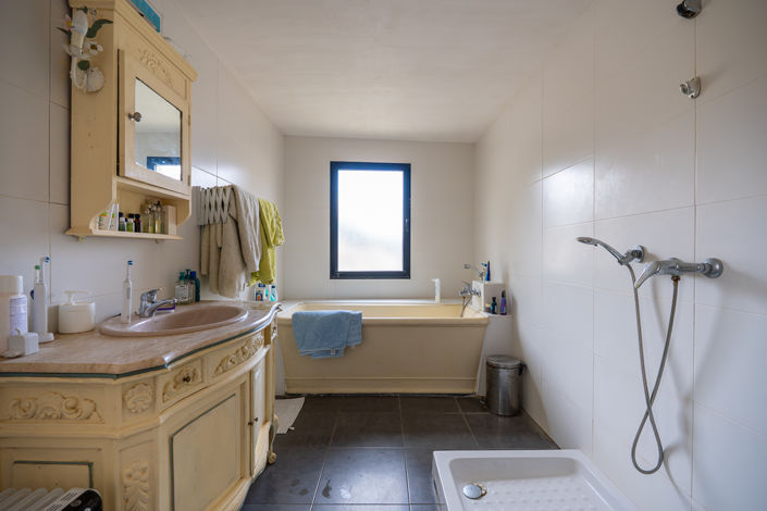 Image No.25-5 Bed Country House for sale