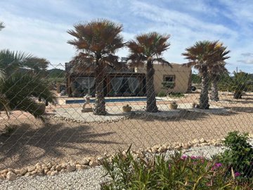 3729beautiful4bedvillainsalinas080525130350wh