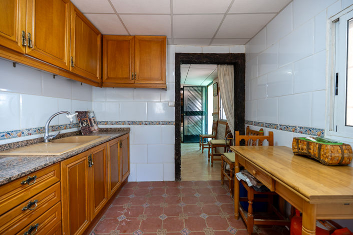 Image No.13-2 Bed Country House for sale