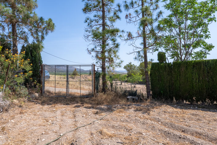 Image No.27-2 Bed Country House for sale