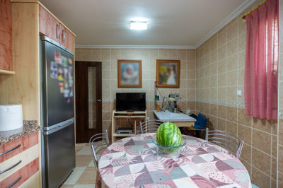 38694bedroomapartmentinpinoso050825133405cf32