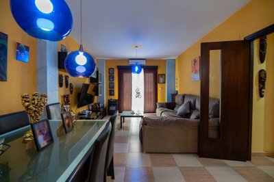 38694bedroomapartmentinpinoso050825142202cf32