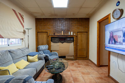 3866countryhousewtenniscourtandpool0108251408