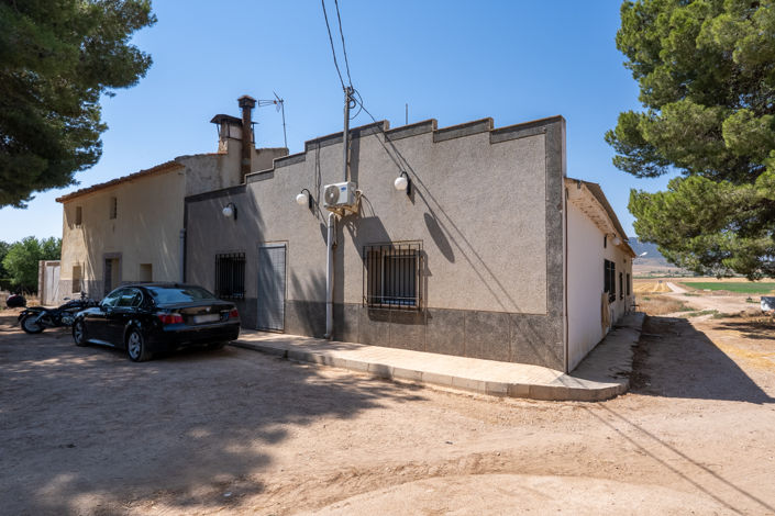 Image No.3-Maison de campagne de 3 chambres à vendre à Yecla