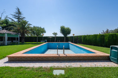 3866countryhousewtenniscourtandpool0108251408