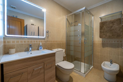 38683bedapartmentinpinoso040825133709cf32245