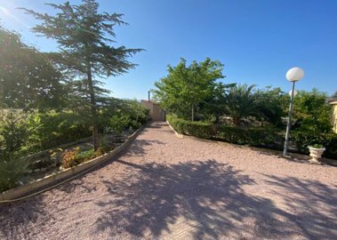 3872fabulous4bedvillawithselfcontainedguestho