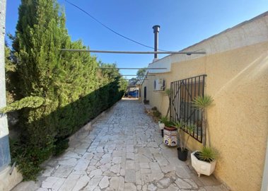 3872fabulous4bedvillawithselfcontainedguestho