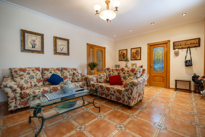 Image No.17-5 Bed Villa for sale