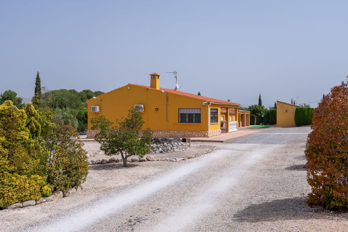 Image No.3-5 Bed Villa for sale