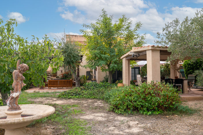 Image No.15-5 Bed Country House for sale