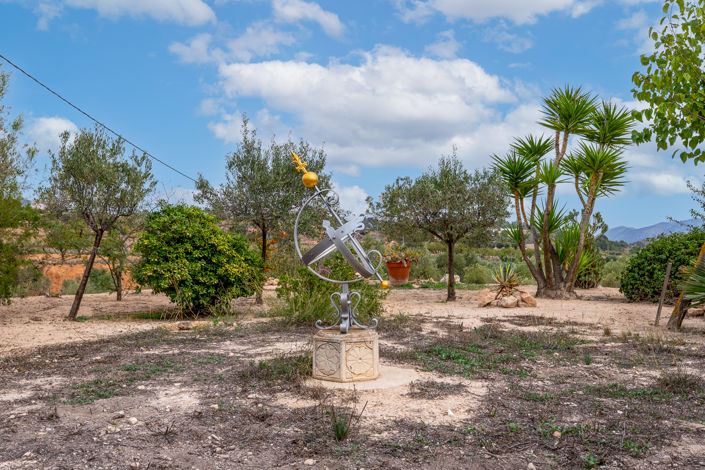 Image No.17-5 Bed Country House for sale